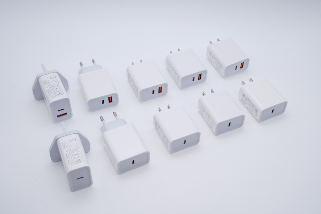 【沃爾德實業】案例拆解報告：華湳通20W快充充電器